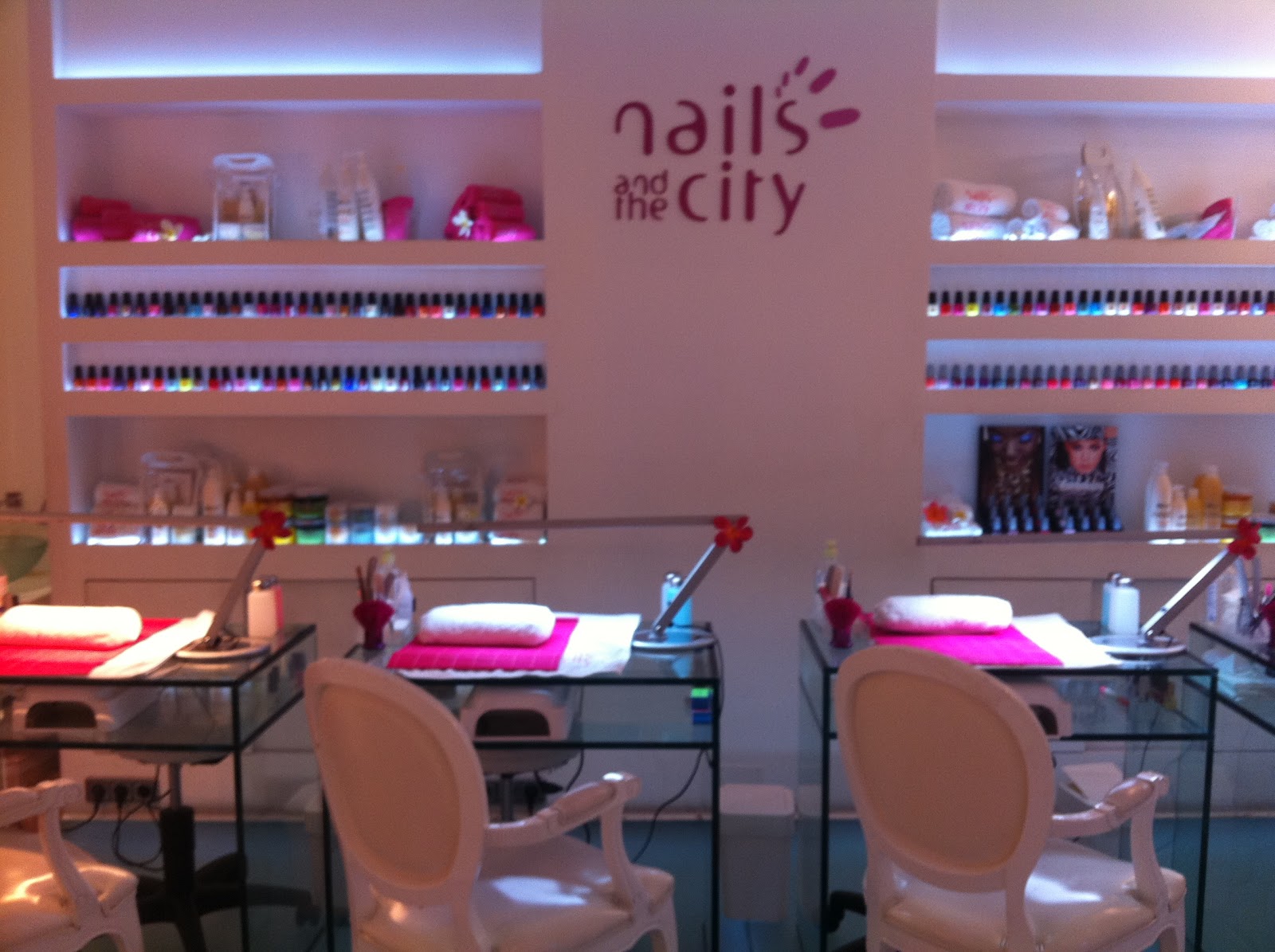 InforMODAte Nails and the city,un spa y boutique para tus manos y pies