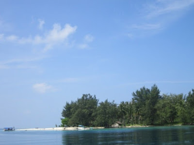 Pantai Pulau seruni