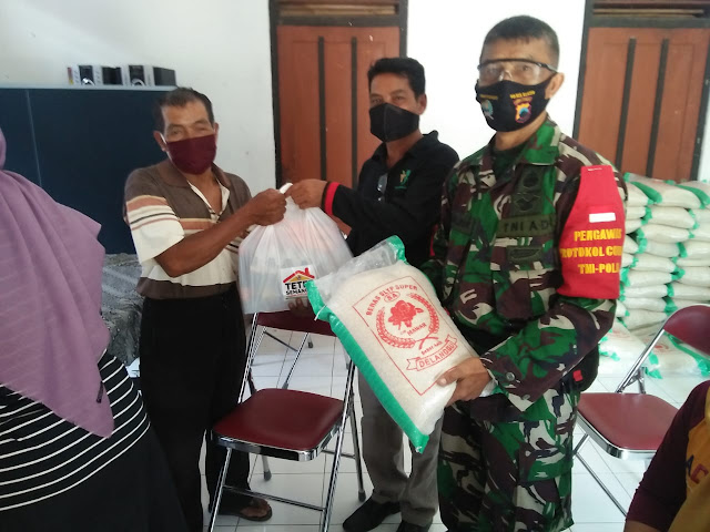 Koramil  Wonosari Kawal Salurkan Bantuan Sosial Non Tunai