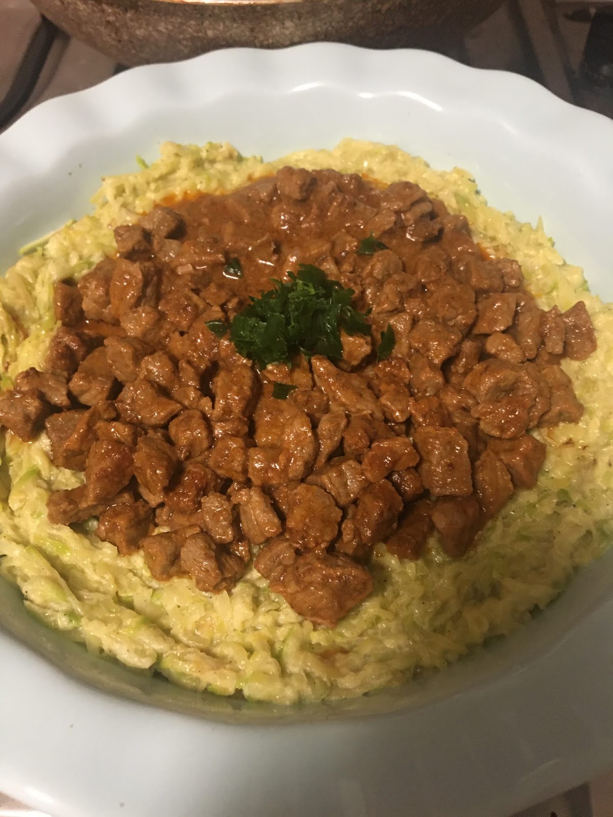 LaMa, orada, surada ve burada Kabak yatağında et sote (bol bol kalp