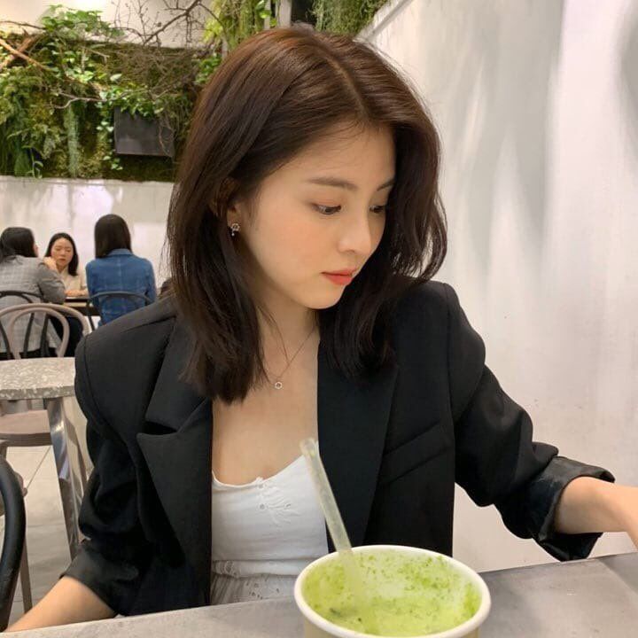 Semakin Populer, Foto-foto dari Han Sohee yang Pancarkan Aura “Girlfriend Material” Jadi Sorotan 23 VAecB