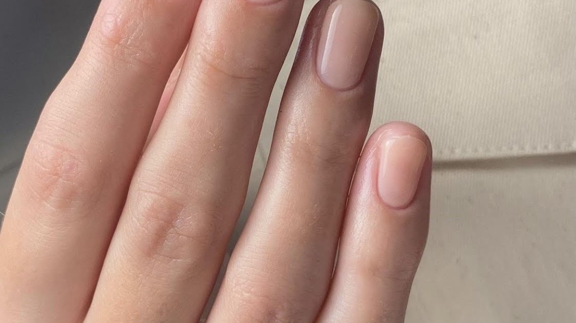 HOW I KEEP MY NATURAL NAILS TIDY & FRESH, USING NAVY NAIL TOOLS