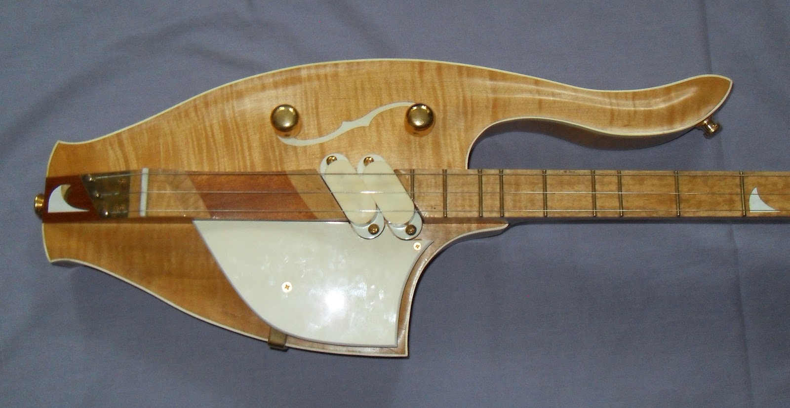 joel peyton, luthier electric dulcimer
