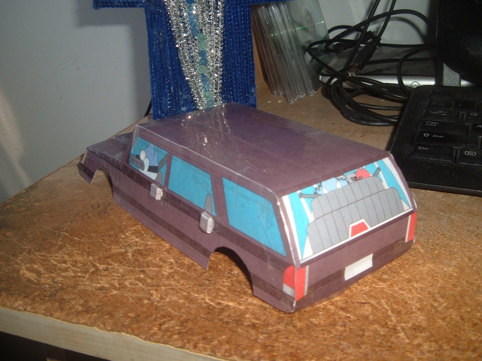 papermodelmatersexclusive's new on regular show benson's park station