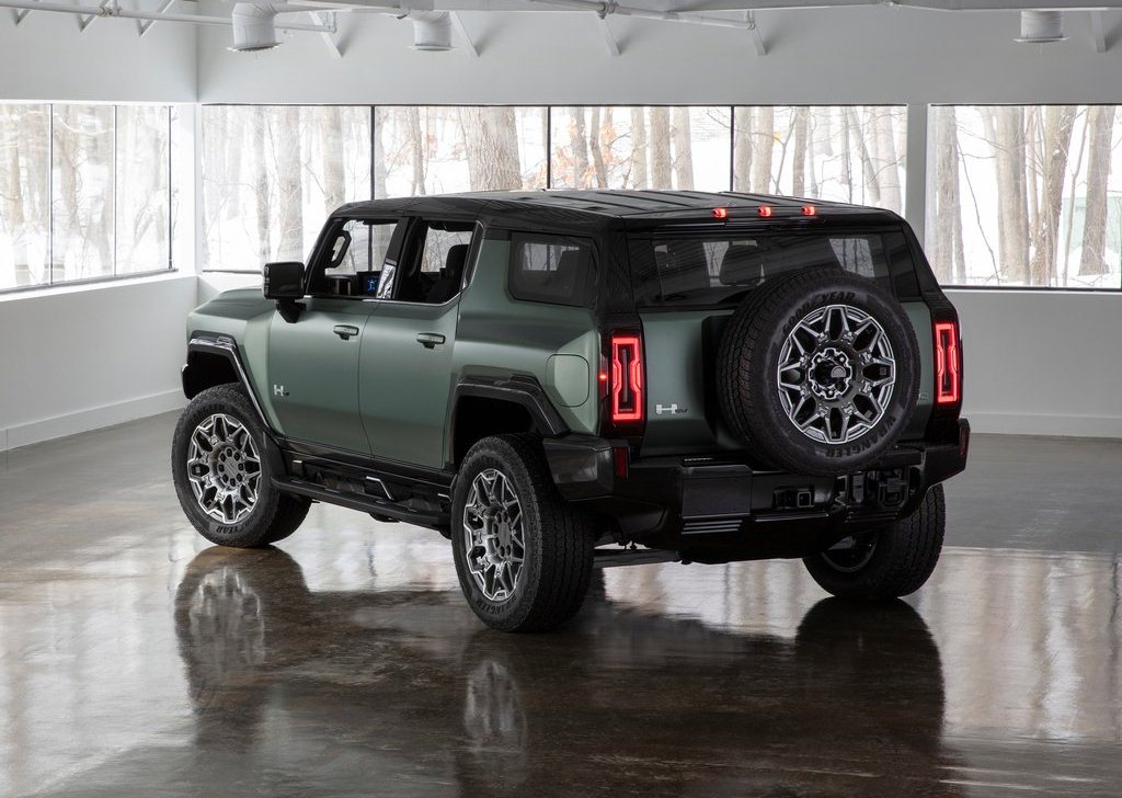 2024 GMC Hummer EV SUV