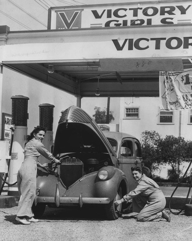 Vintage Photos of Gas Stations