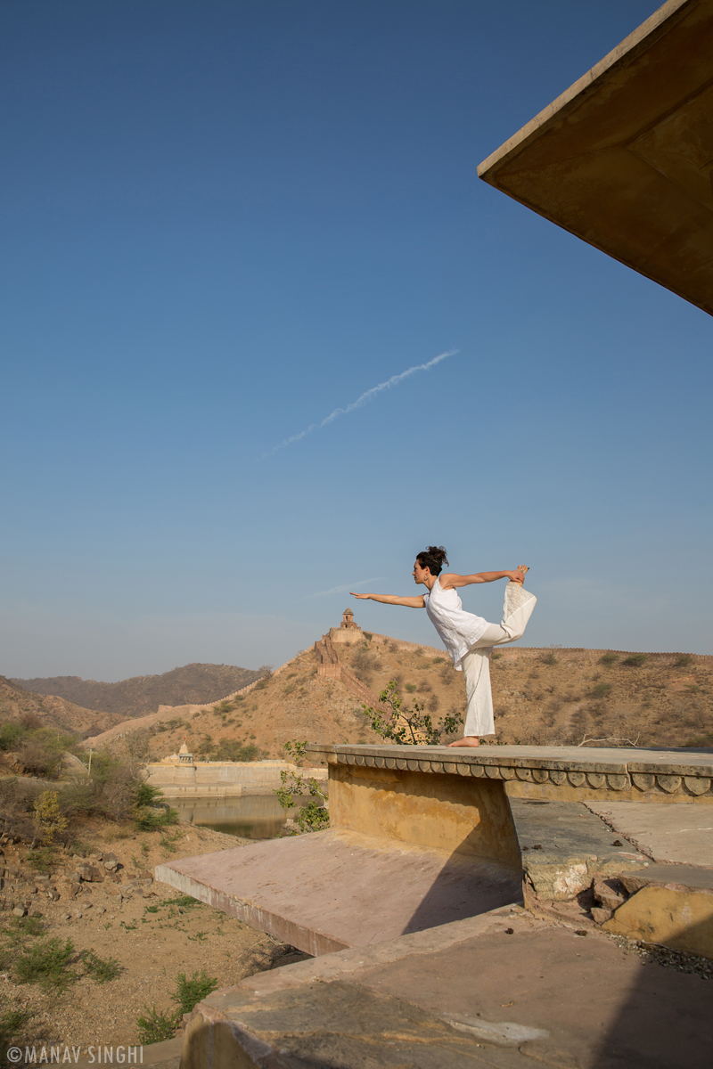 Sara Penelope Yoga Costantini - Spain