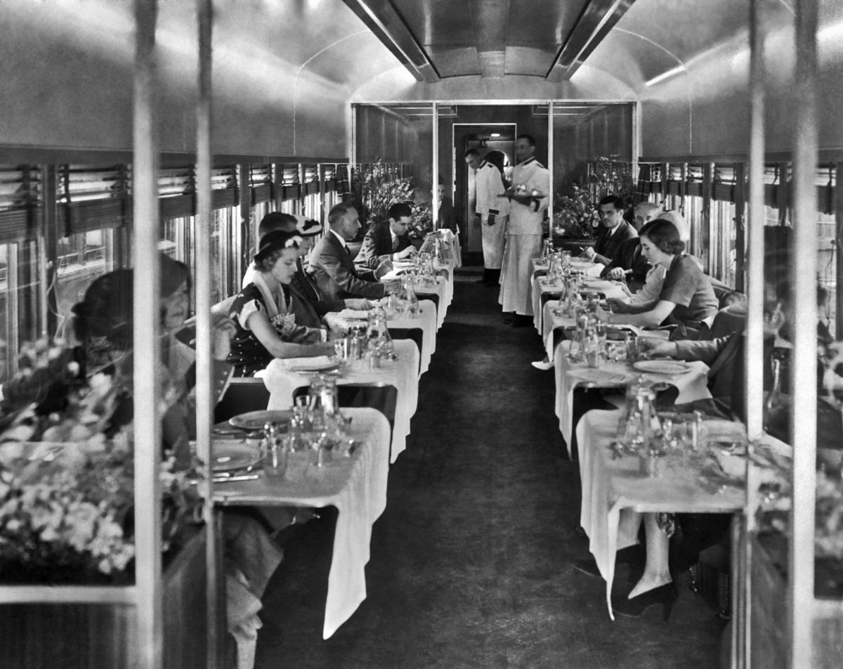 train travel 1940s