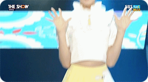 오마이걸 더 쇼 무대.gif | 인스티즈