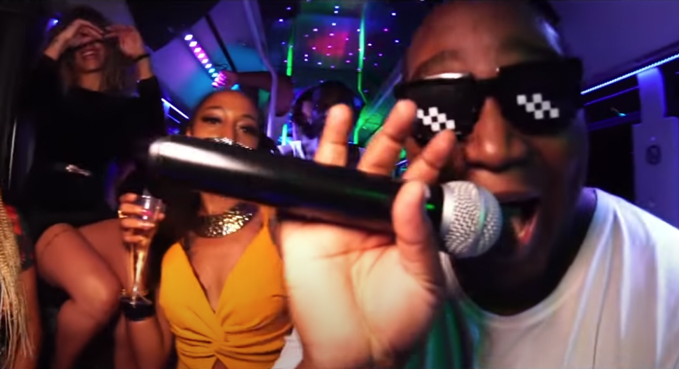 Photo de 17absolut extraite de son clip How we do Photo de 17absolut extraite de son clip How we do