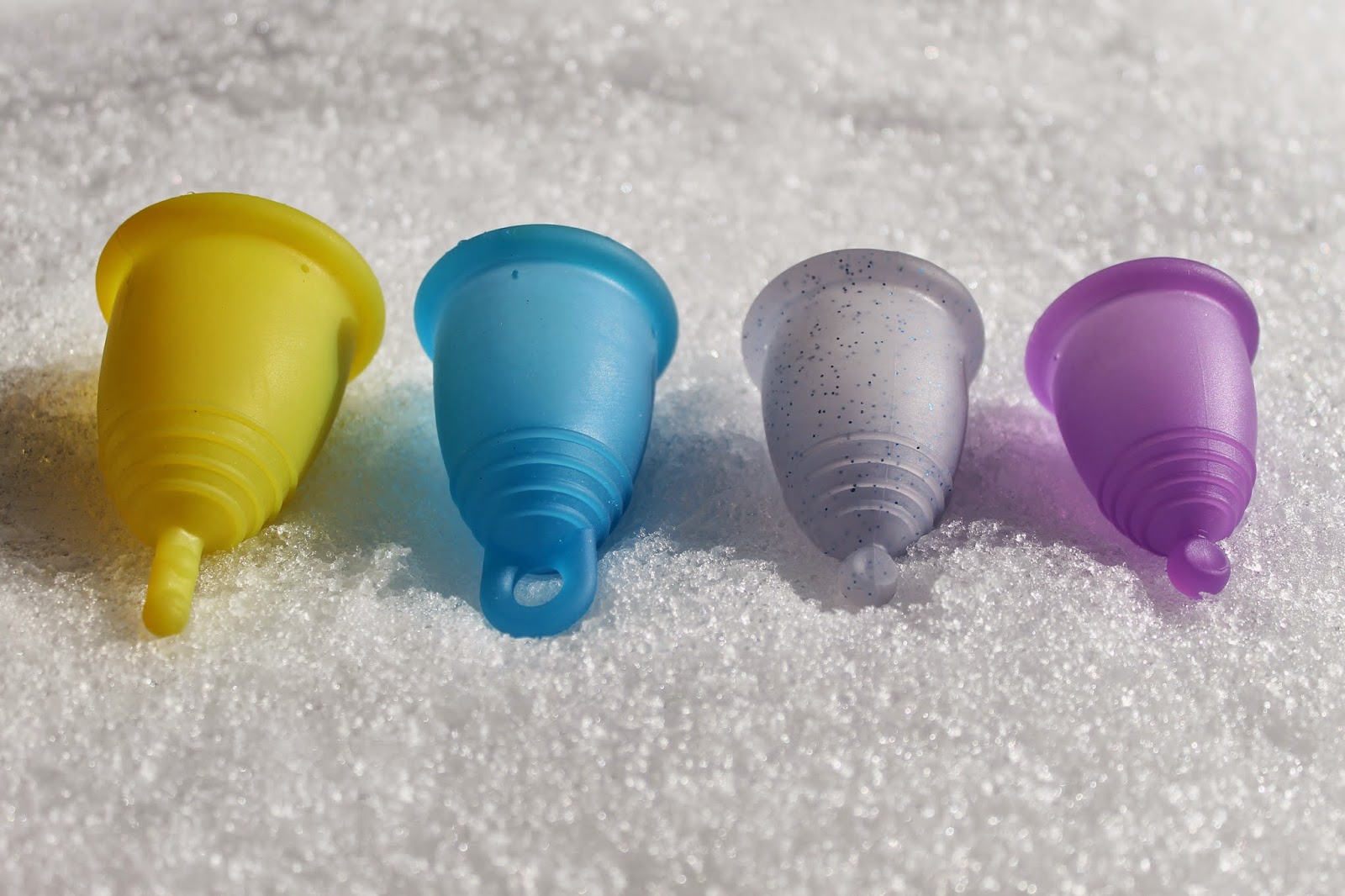 A.D.C.M ¿PORQUÉ ES MEJOR QUE LOS TAMPONES Y LAS COMPRESAS?