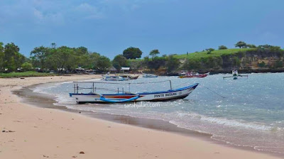 Wisata Lombok Pantai Pink