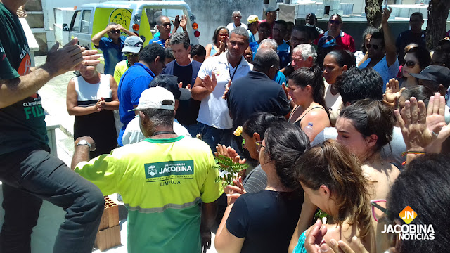 Jacobinenses dão o último adeus a João Araújo