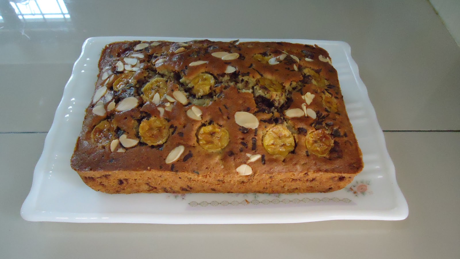 Zara ♥ Baking BANANA CHOCOLATE RICE CAKE