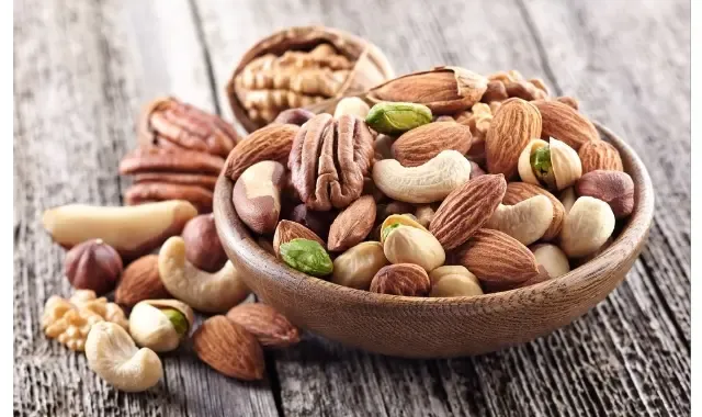 هل من الممكن تناول المكسرات مع ارتفاع نسبة الكوليسترول هل من الممكن تناول المكسرات مع ارتفاع نسبة الكوليسترول