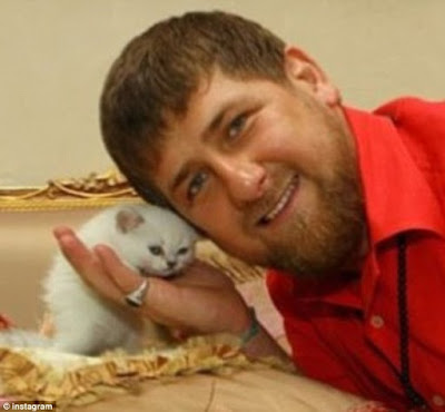 Kadyrov%2B%2526%2Bkitten.jpg