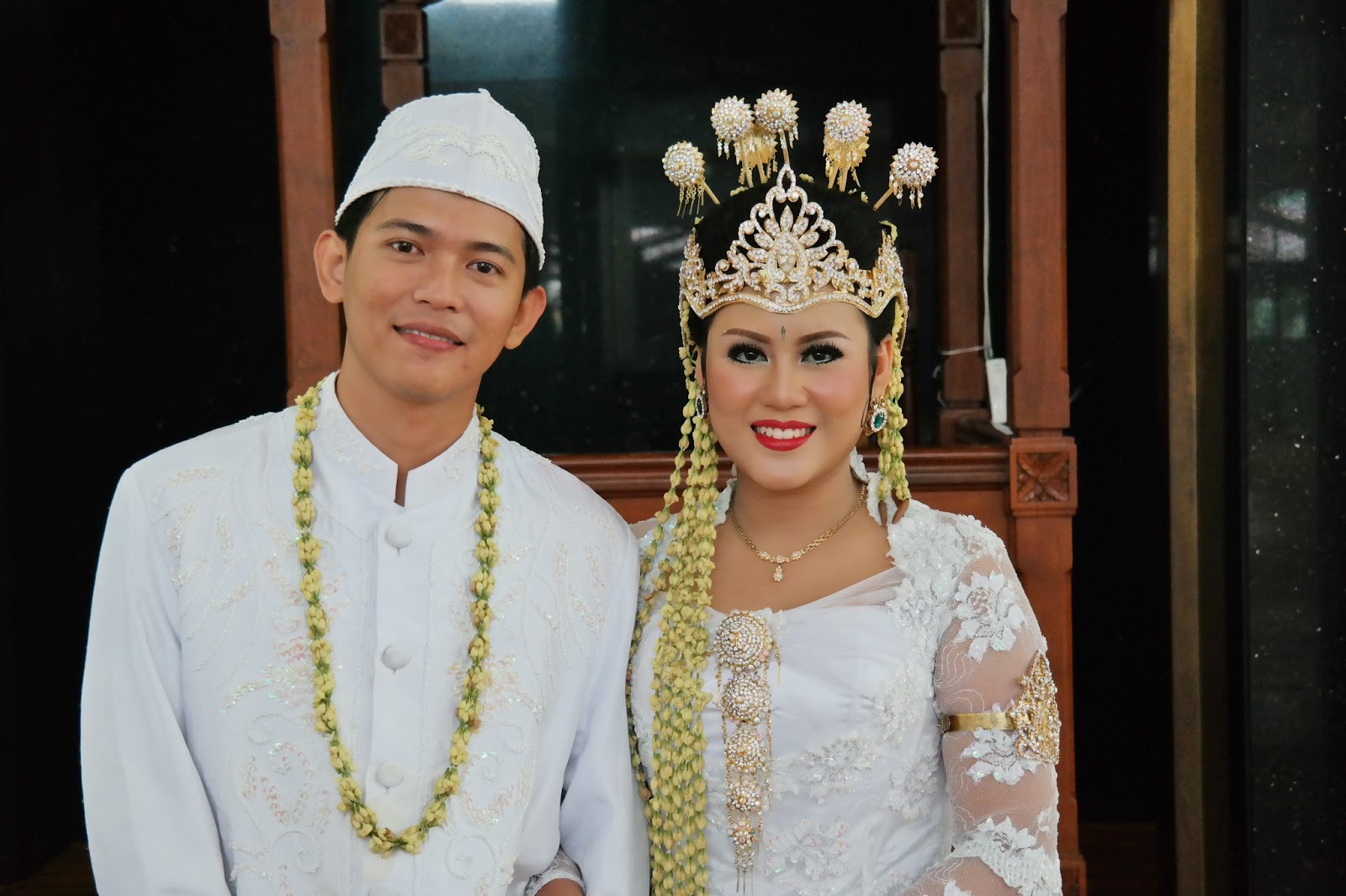 foto pengantin siger sunda