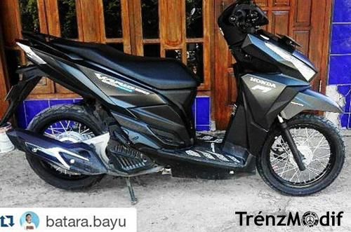 Velg Jari Jari Vario 150 modifikasi vario 150 hitam putih velg jari jari ring 17 Velg Jari Jari Vario 150 modifikasi vario 150 hitam putih velg jari jari ring 17
