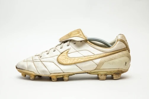 History of Soccer Boots : Major boot 