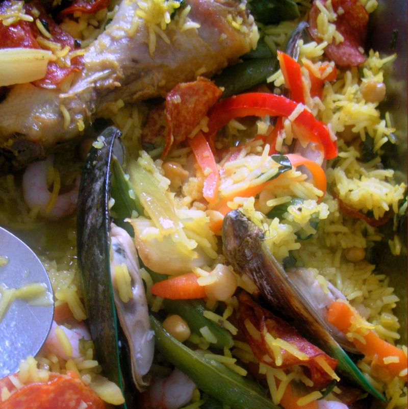 Herkkusuun lautasella Ruokablogi: Espanjalainen Paella