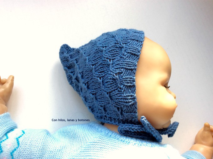 Con hilos, lanas y botones: DIY Capota pixie de punto para bebé (patrón gratis)