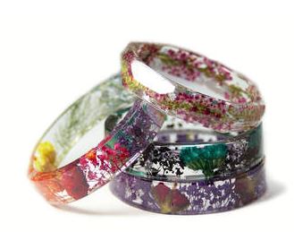 Welcome to Whimsy: Resin jewelry by Modern Flower Child