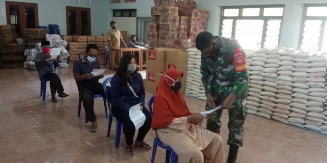 140 Keluarga Di Jambukulon Ceper Terima BLT DD IV