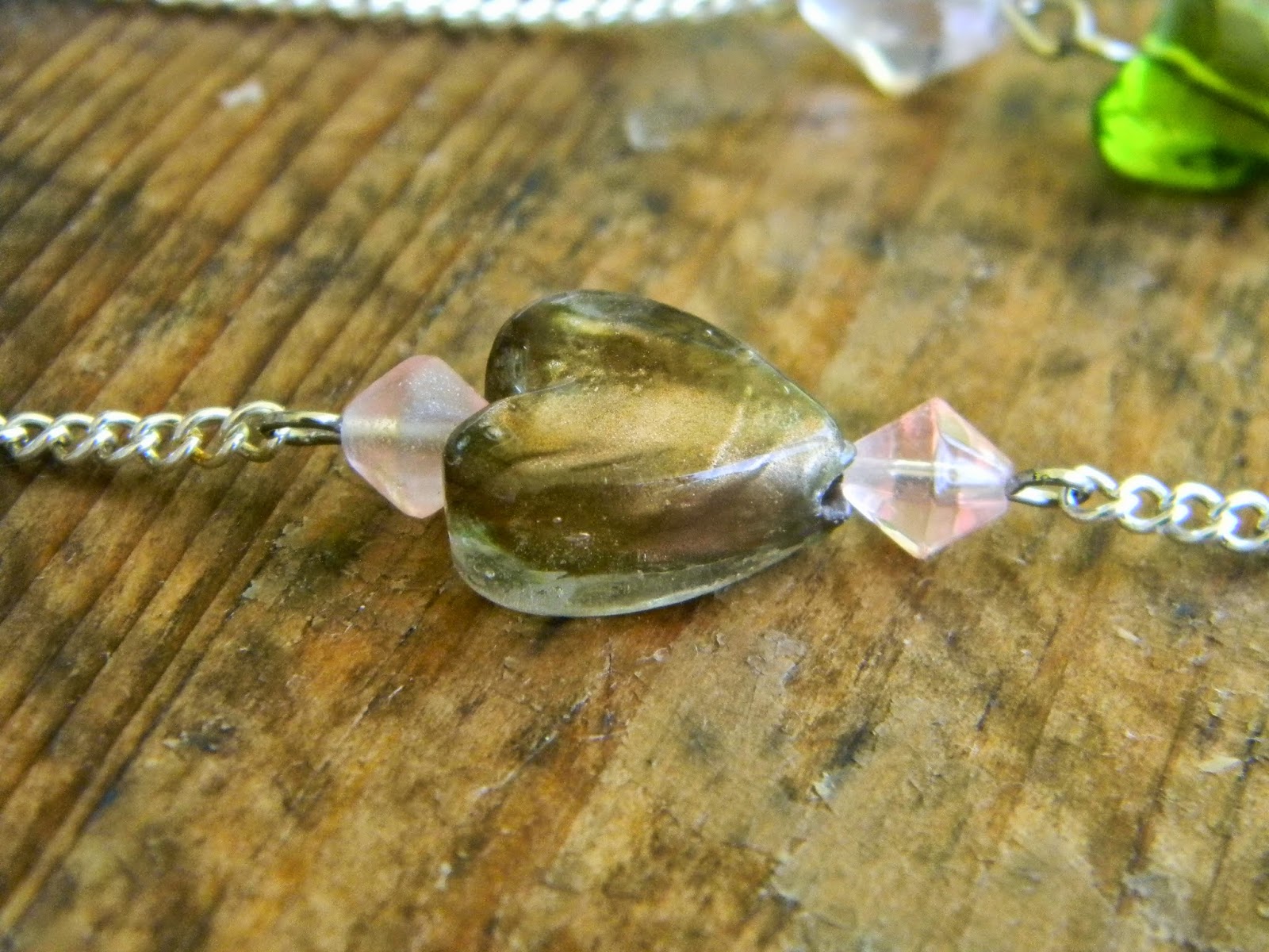 Artistic Endeavors 101 Delicate Pink Wire Necklace