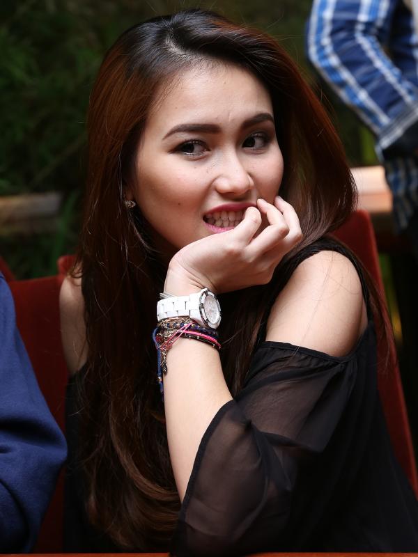 Ayu Ting Ting Foto Hot Artis toket artis indonesia Foto Hot Selebritis Auto...