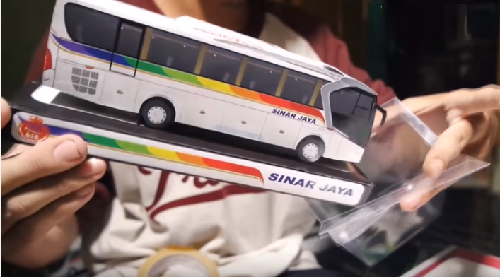 Cara Pembuatan Miniatur Bus Dari Kardus Maz Ipin