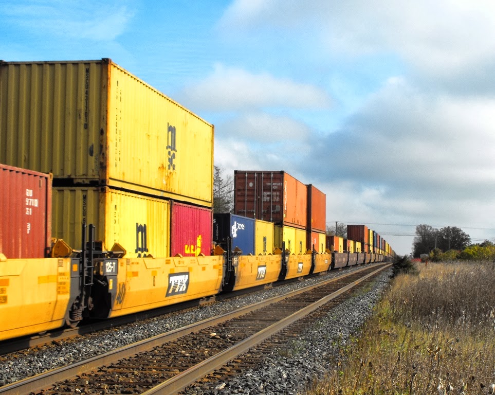 Trackside Treasure: Ode to a Stack Train