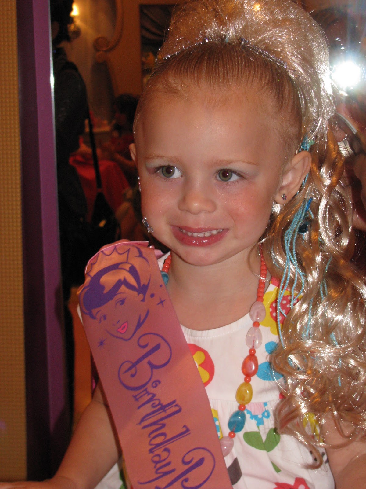 top-image-of-bibbidi-bobbidi-boutique-hairstyles-floyd-donaldson-journal