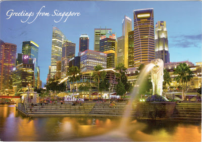 Raffles Place in Singapore - Merlion, Fullerton Hotel, and skyscrapers in the business centre (2)