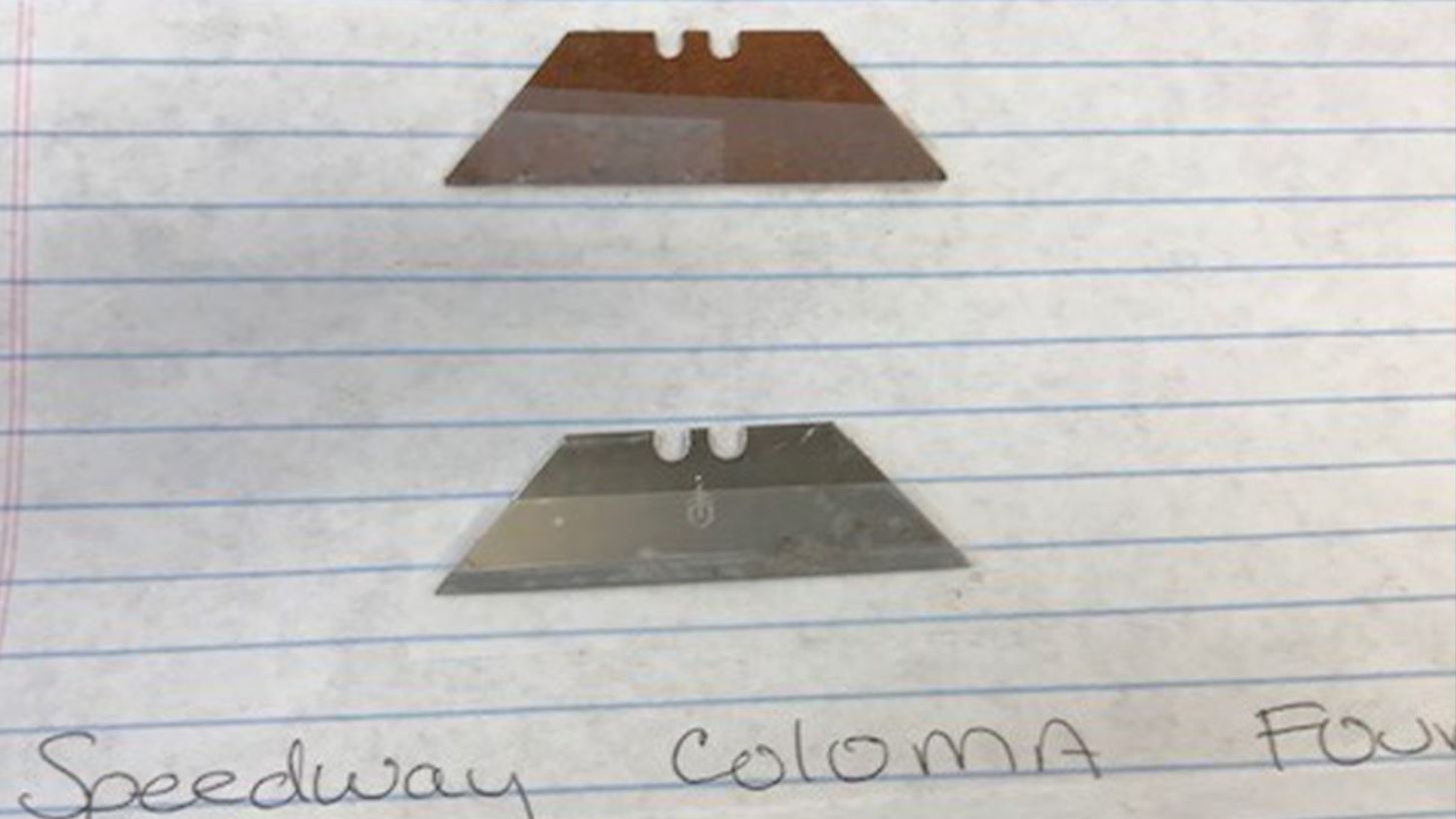 Legends & Rumors CoinTossing Plane Passenger (7) Razor Blades in