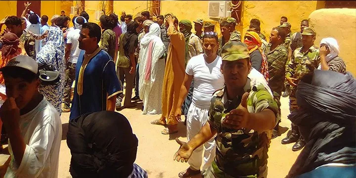 مقتل صحراوي وجرح آخر من طرف الجيش الجزائري بمخيمات تندوف