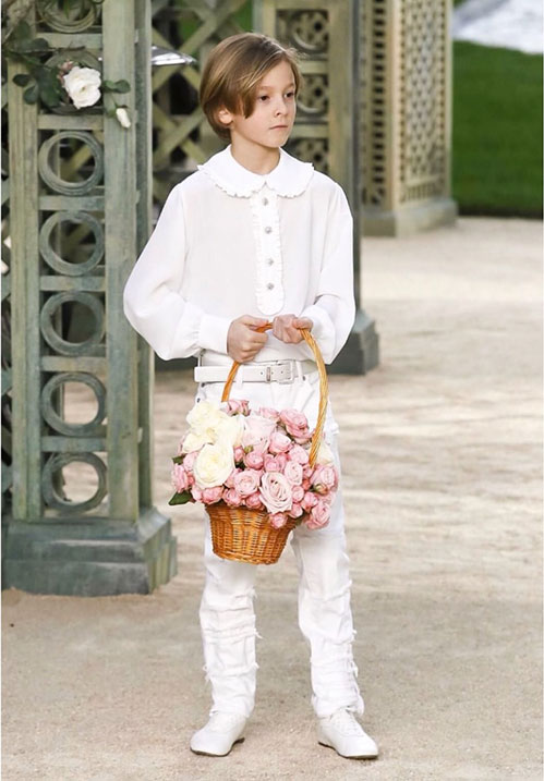 Runway: Chanel Spring 2018 Couture, Paris