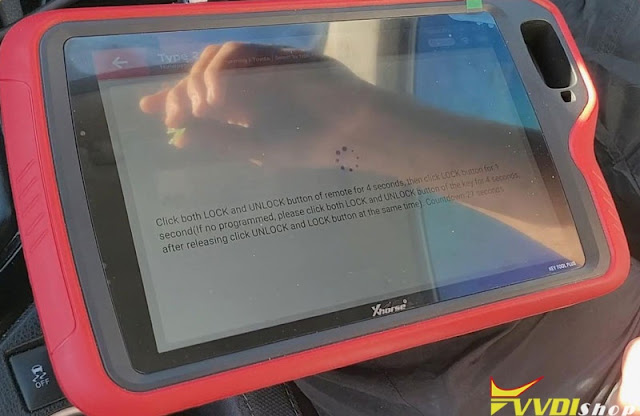 vvdi-key-tool-plus-corolla-2018-remote-15