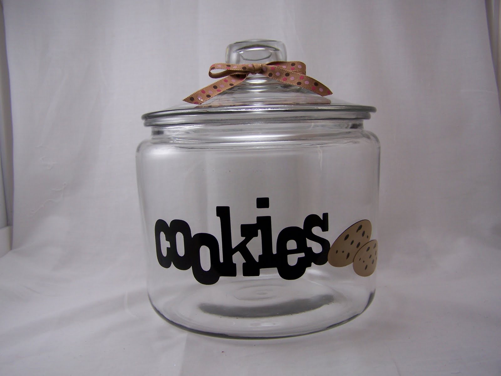 Cookie jar тени. Cookie jar. Chips in a tin blue jar photo. Cookie jar. Who took the cookie from the cookie jar worksheets.