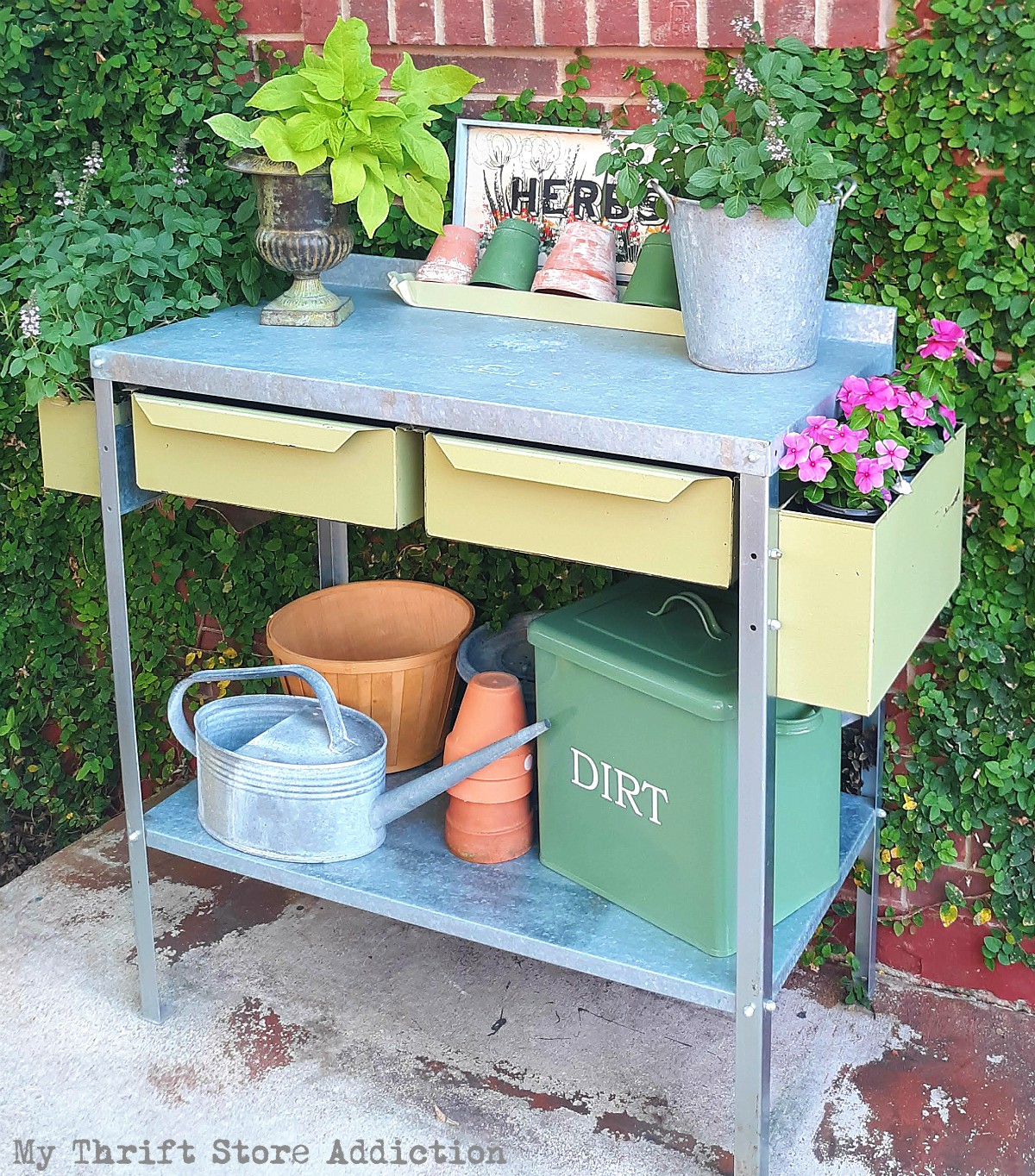 summer potting stand