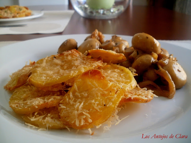 Patatas Al Horno Crujientes Con Parmesano
