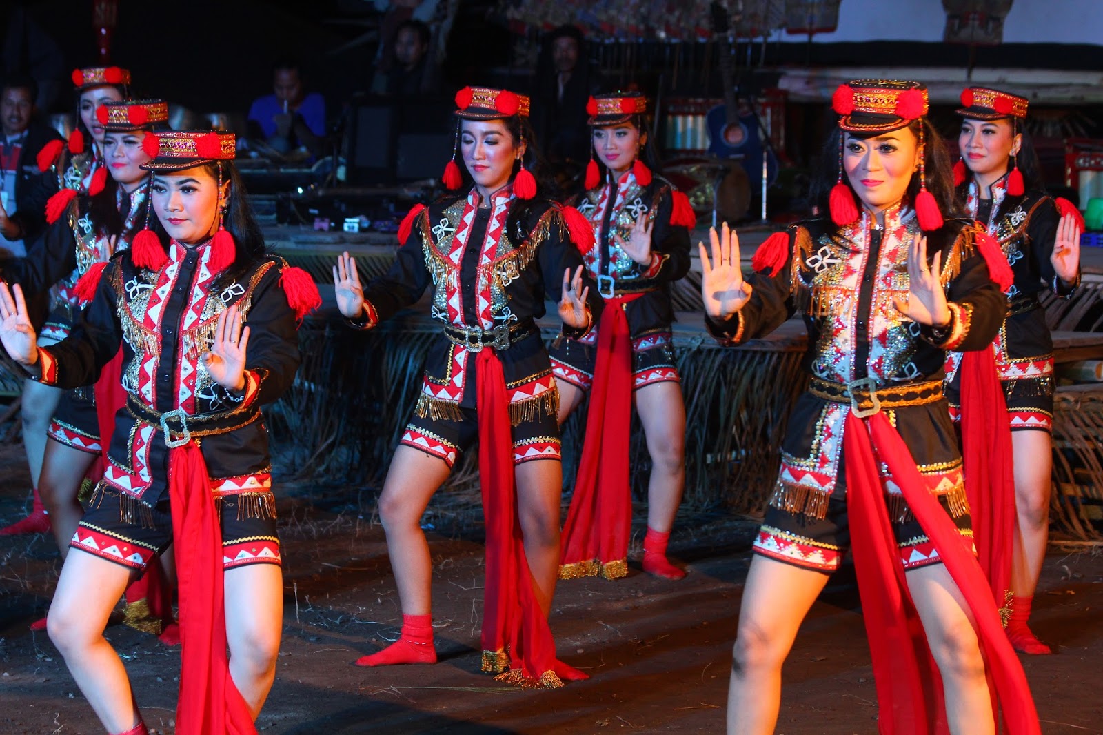  Tari Angguk Yogyakarta TradisiKita