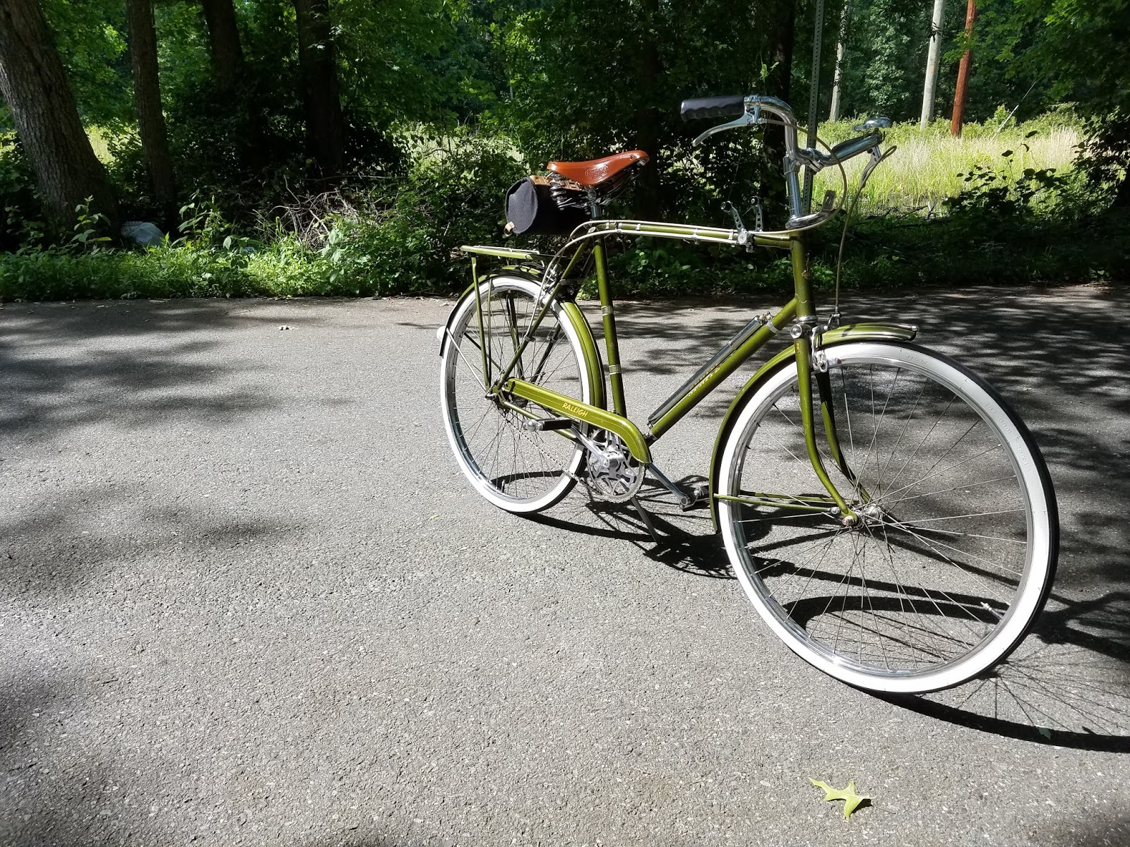 The Bike Shed SummerLike Weather Raleigh 5Speed Sprite