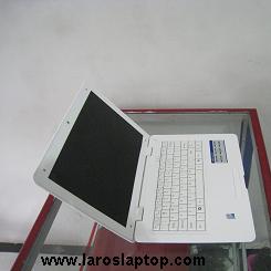 Jual Laptop 12'1 Inchi Mungil