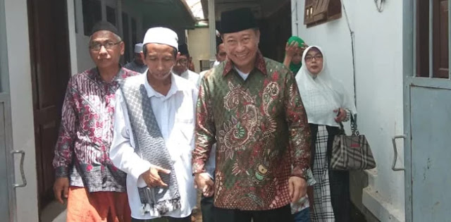 Di Jatim, Humprey Djemat Minta Dukungan Ulama untuk Caleg PPP dan Prabowo-Sandi Di Jatim, Humprey Djemat Minta Dukungan Ulama untuk Caleg PPP dan Prabowo-Sandi
