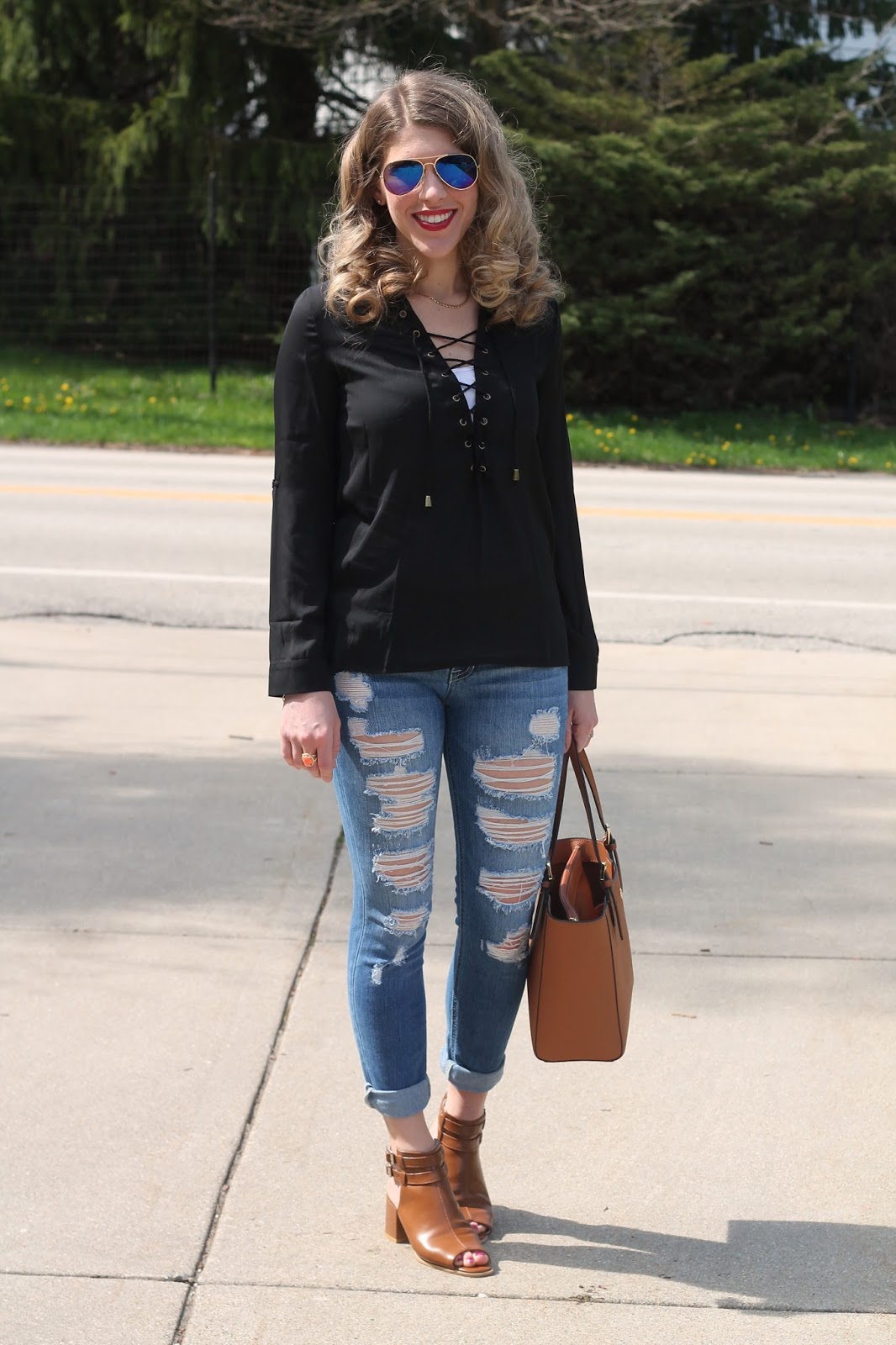 Lace Up Top & Confident Twosday Linkup
