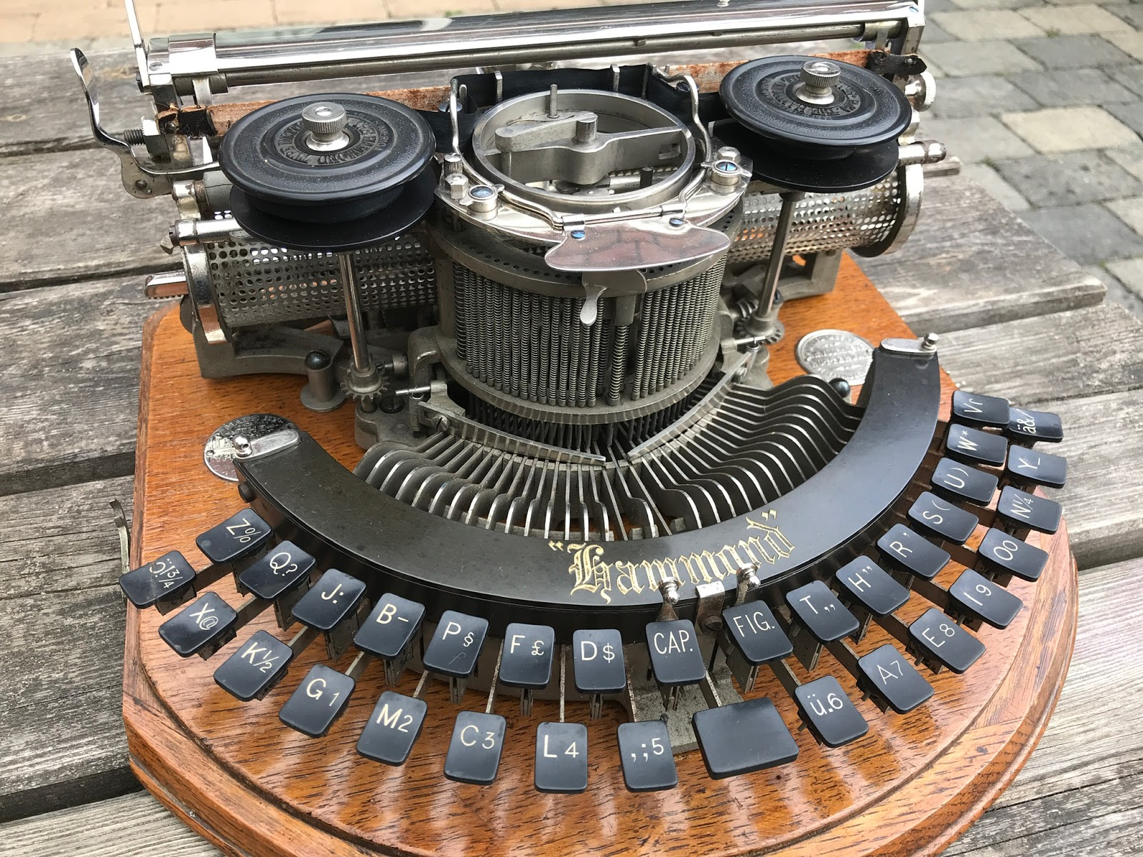 FRANK´S TYPEWRITERS: Hammond typewriter 2
