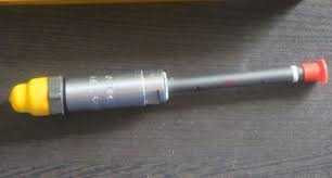 Caterpillar Pencil Nozzle available and for sale Cat, caterpillar, engine, motor, spare parts, nozzle, plunger, cylinder heads, con rods , piston, pencil nozzle