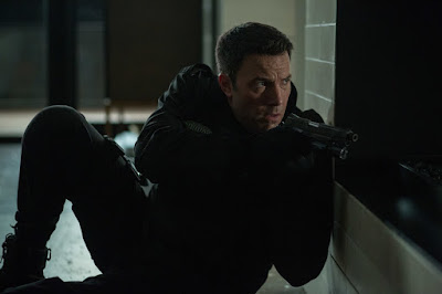 Ben Affleck in The Accountant (2)