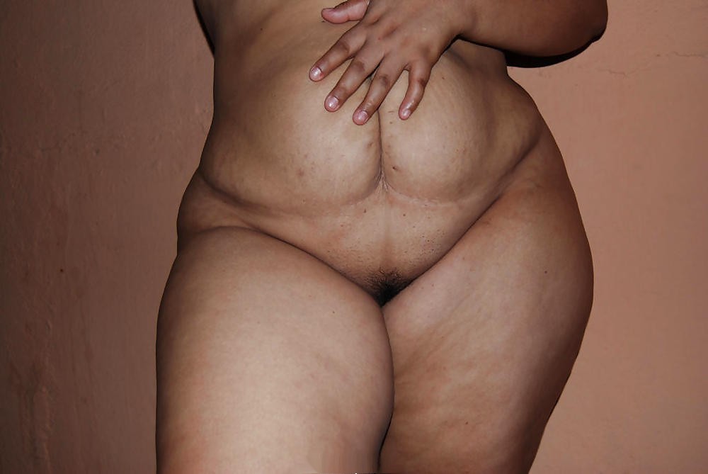 Indian Fat Aunty Mega Porn Pics