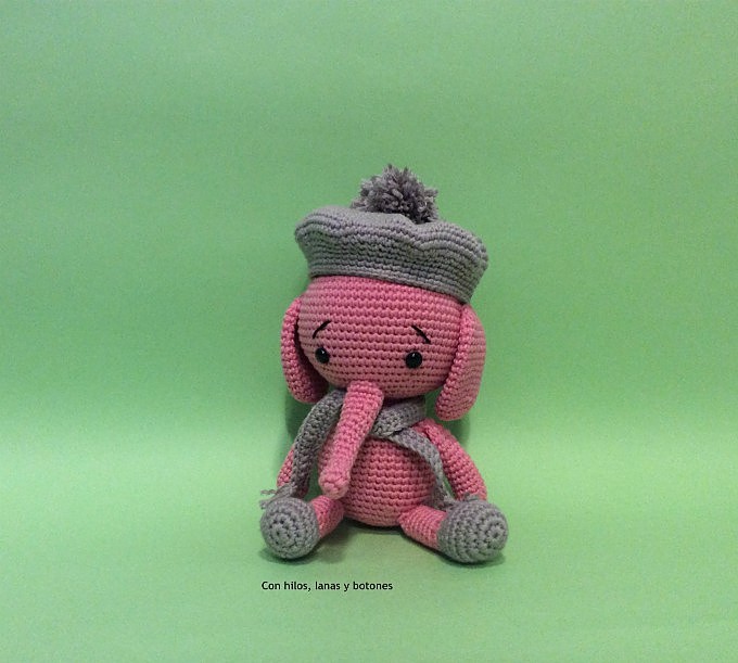 Con hilos, lanas y botones: Emily, the elephant amigurumi